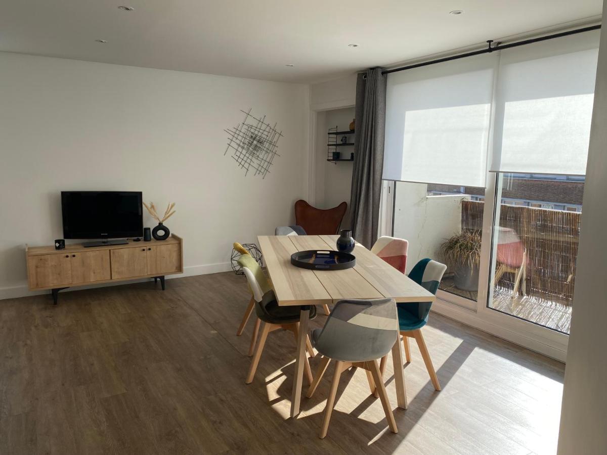 Appartement Situe En Centre Ville Super Lumineux Dunkirk Exterior foto
